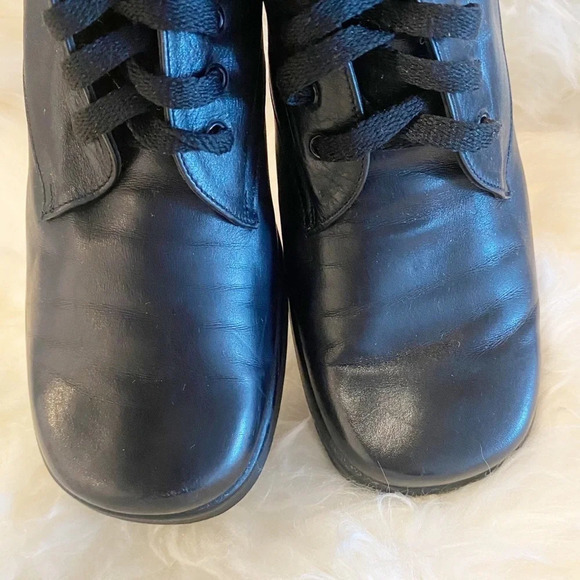 Robert Clergerie Lace Up Square Toe Vintage Style Boot Made in France 7.5 - Picture 6 of 12